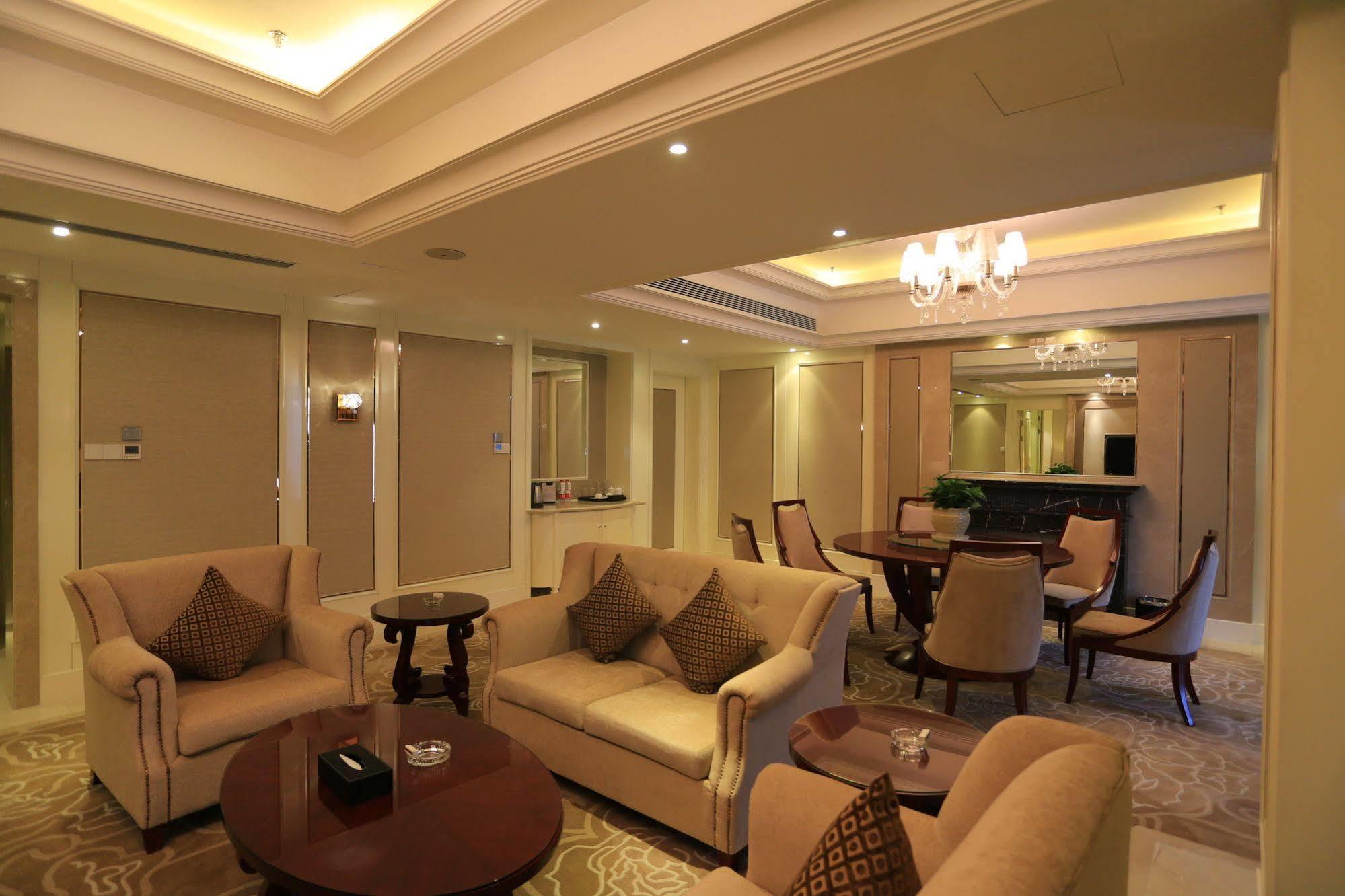 Baoji Jianguo Hotel Bagian luar foto
